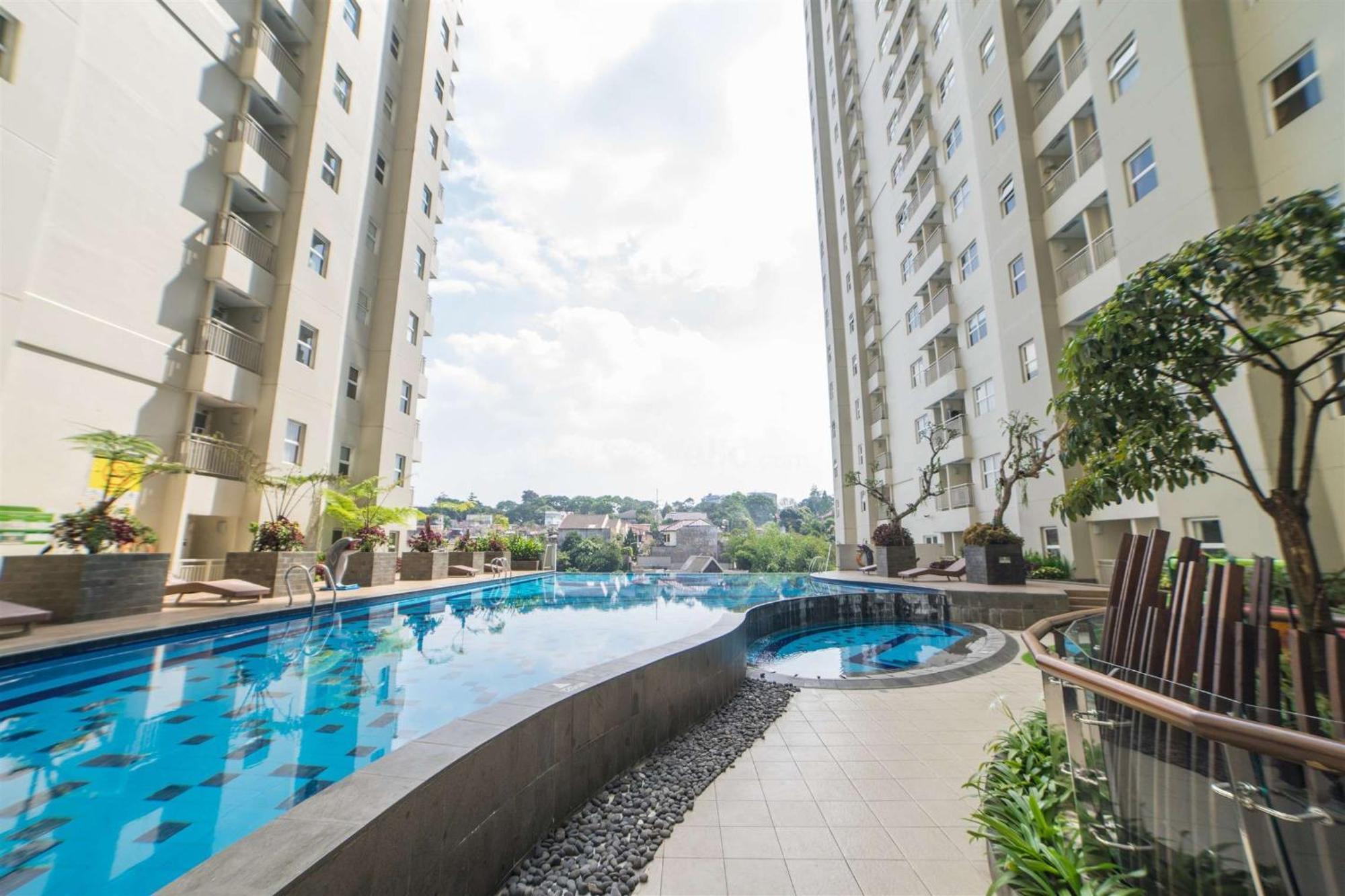 Homey And Modern Designed 2Br Apartment Parahyangan Residence By Travelio Bandung Exterior photo